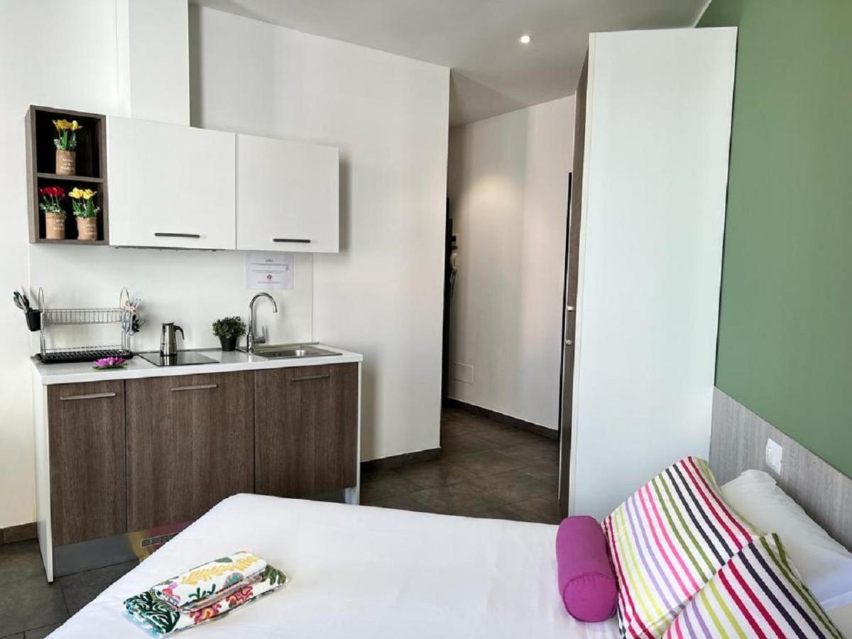 Bnbook Residence Matteotti ノヴァーラ エクステリア 写真