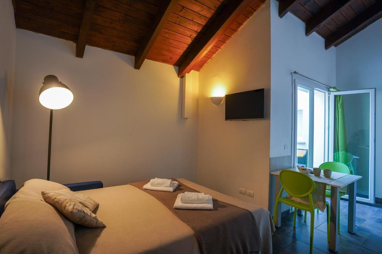 Bnbook Residence Matteotti ノヴァーラ エクステリア 写真